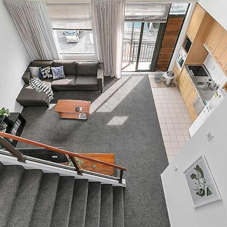 Roomy High-Ceiling Loft Apartment - Free Parking! Auckland Exterior photo