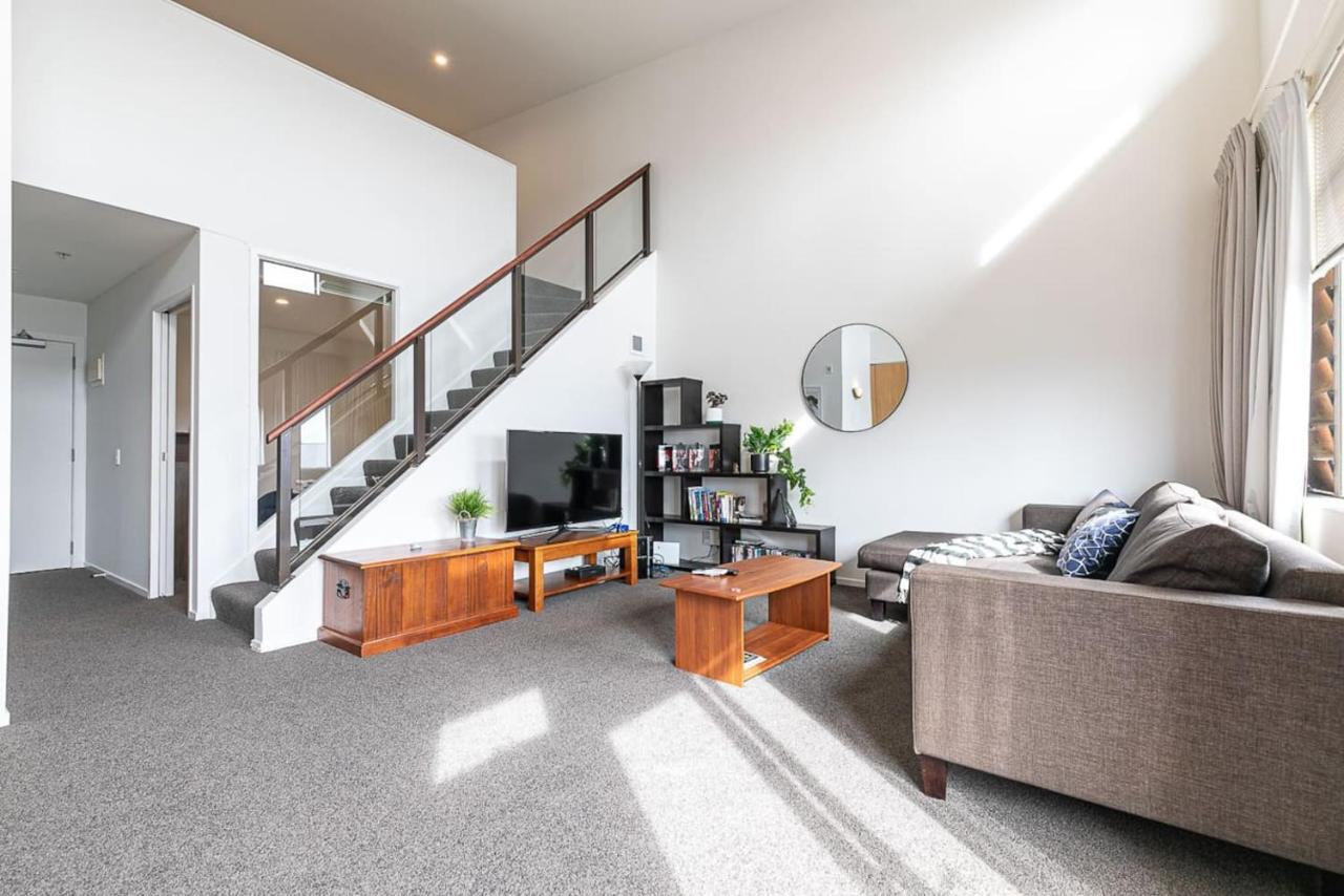 Roomy High-Ceiling Loft Apartment - Free Parking! Auckland Exterior photo